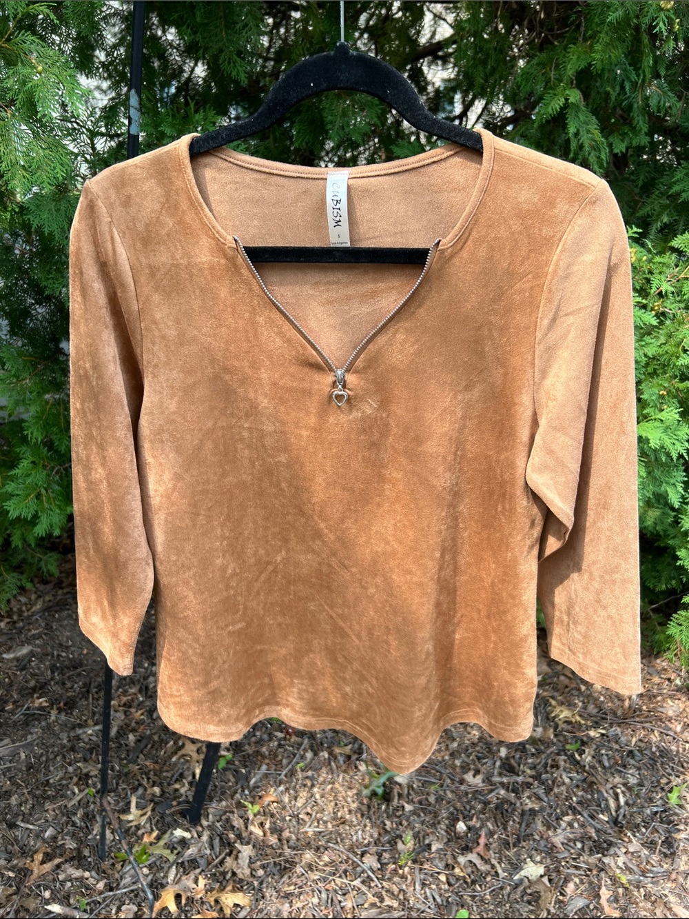 Suede Cloth Pullover Zip detail V-Neck 3/4 sleeve Top